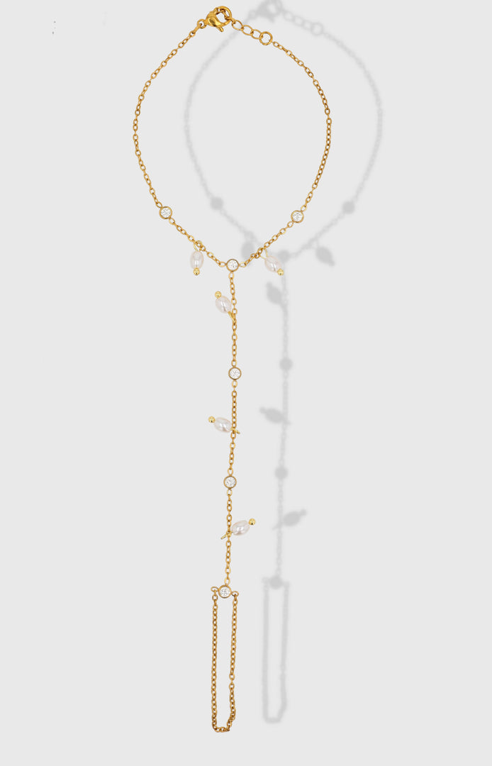 Bijoux de main " Baby Esméa"